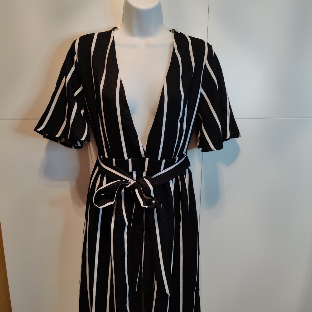 Black White Striped Maxi Dress Romper S Plunge Tie Waist Open Back - Picture 4 of 5